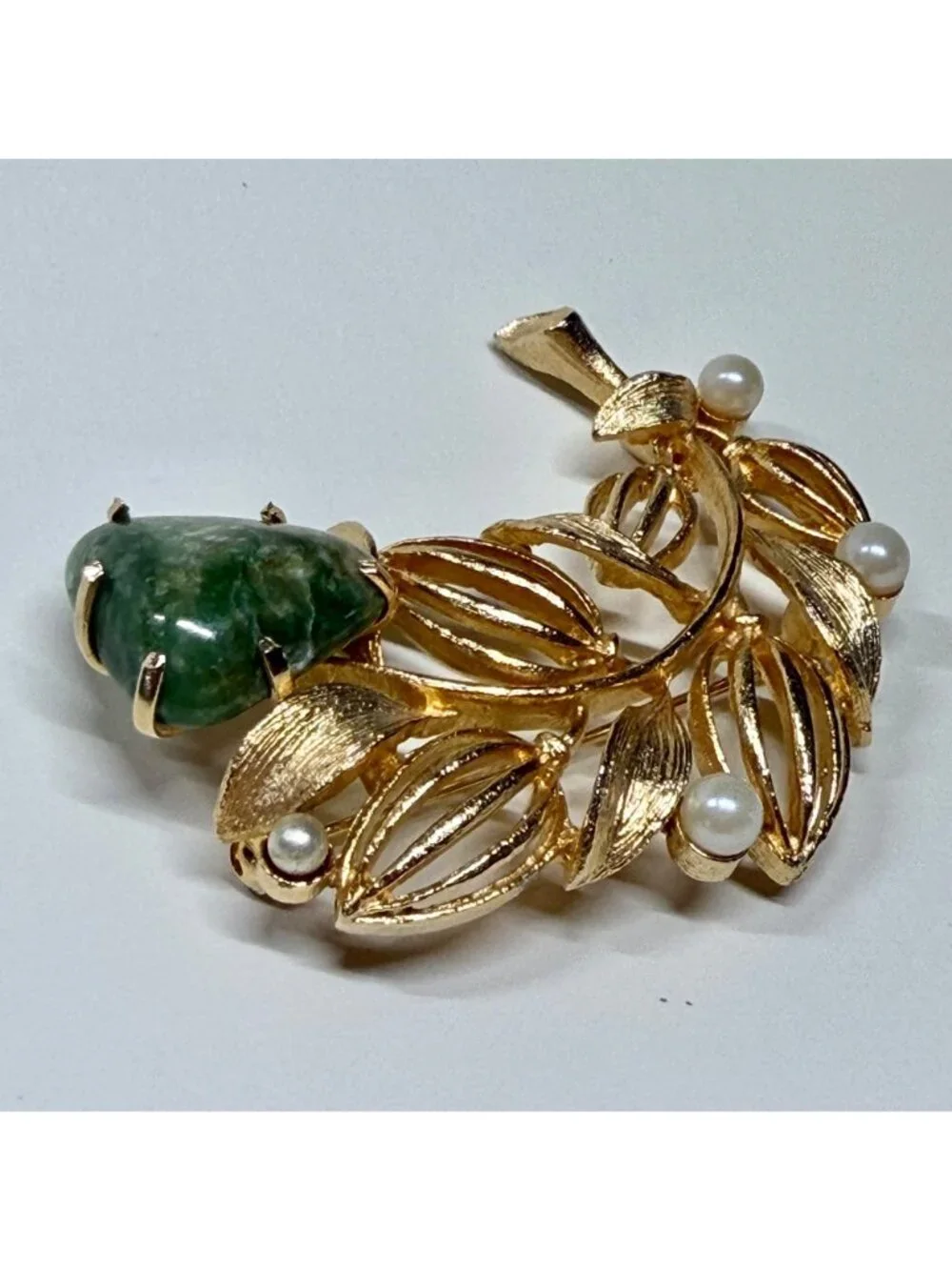 Vintage Lisner Gold-Tone Leaf Brooch With Green Stone & Faux Pearls Botanical